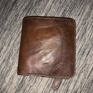 Frye wallet